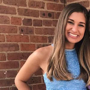 Meet your Posher, Natalie